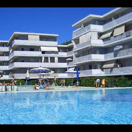Studio In A Fantastic With Pools And Tennis Courts By Beahost *